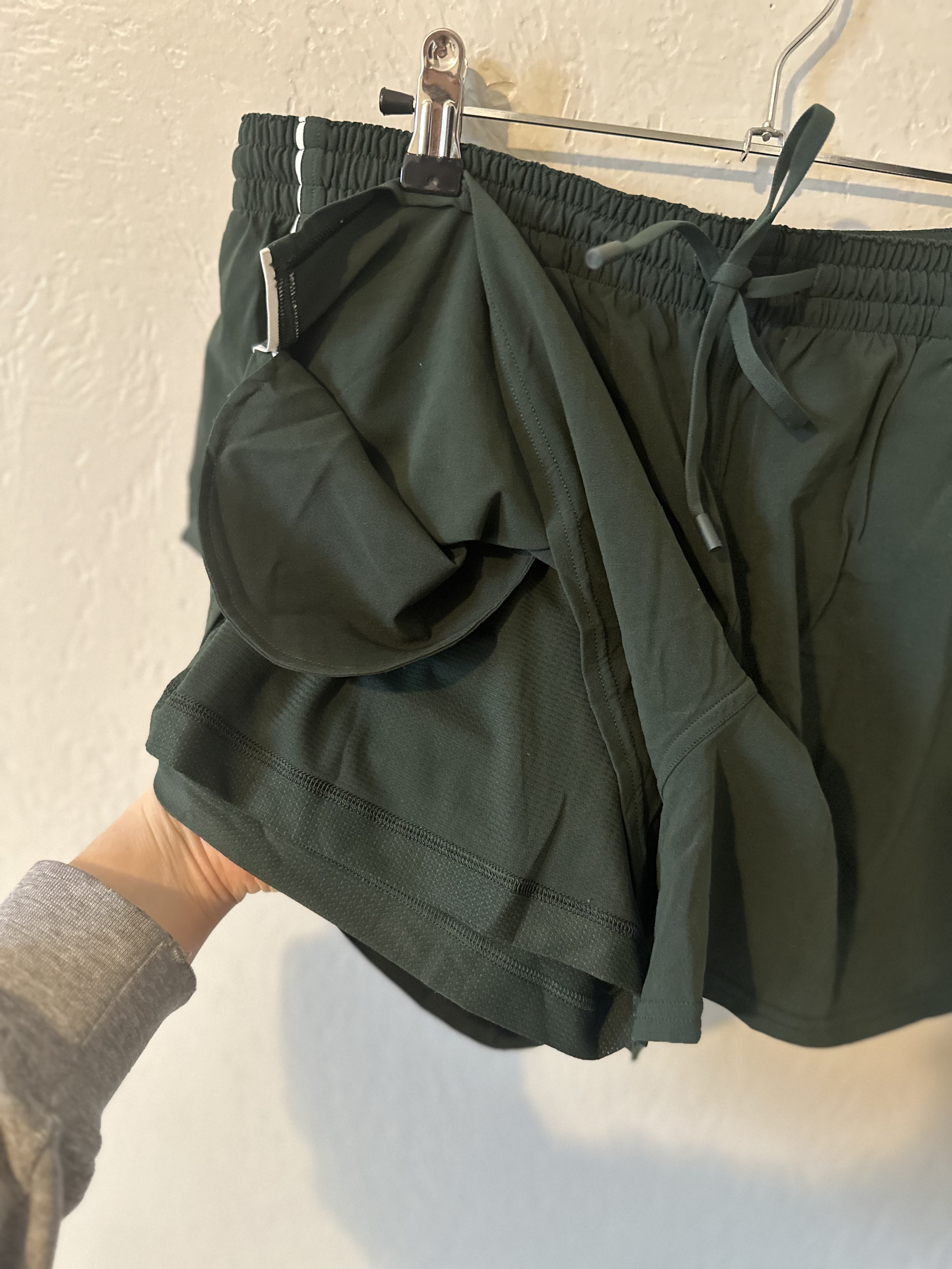 Lululemon Lightweight High-Rise 3” Relaxed Short in Legacy Green thumbnail 6