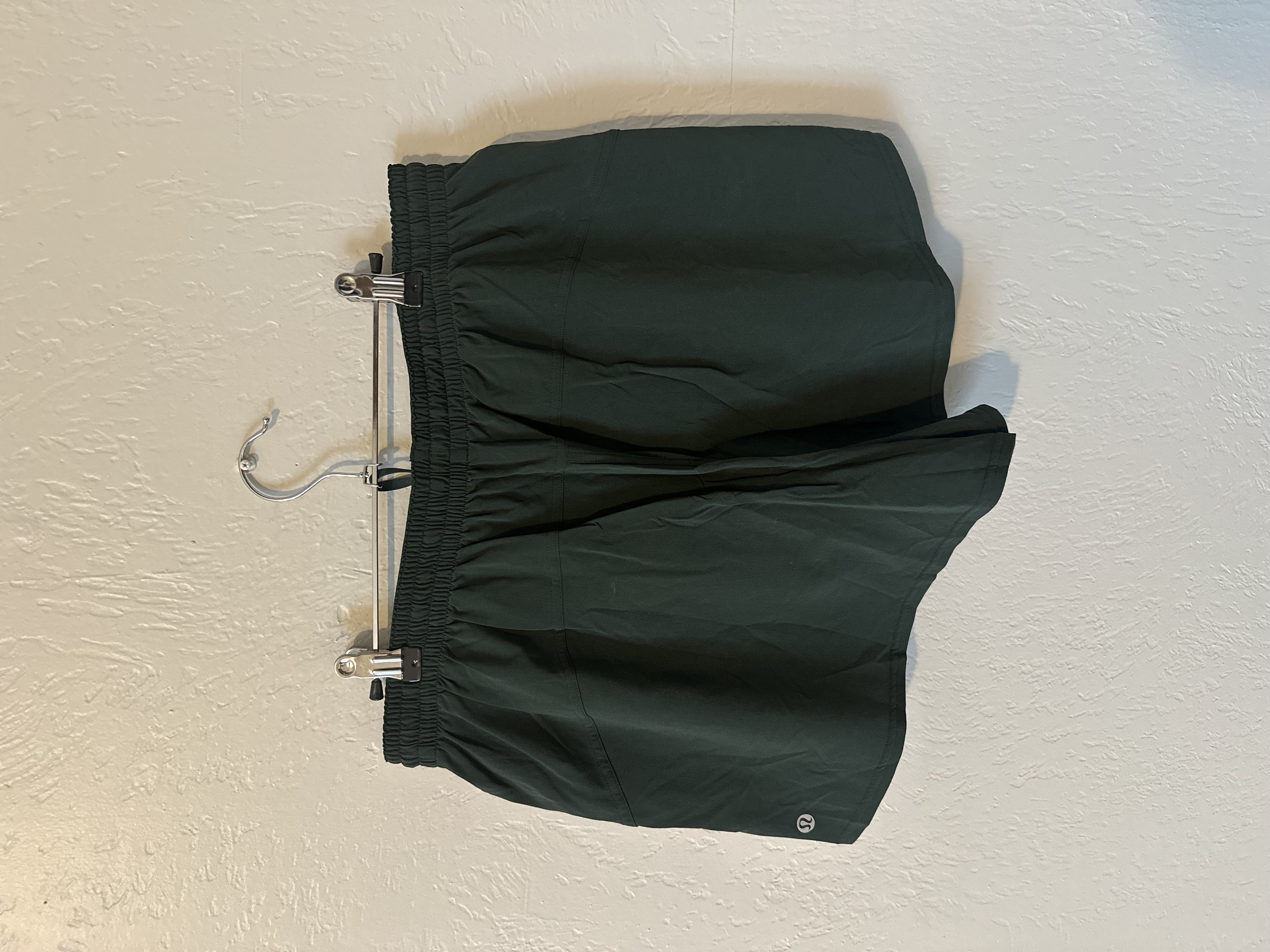 Lululemon Lightweight High-Rise 3” Relaxed Short in Legacy Green thumbnail 10