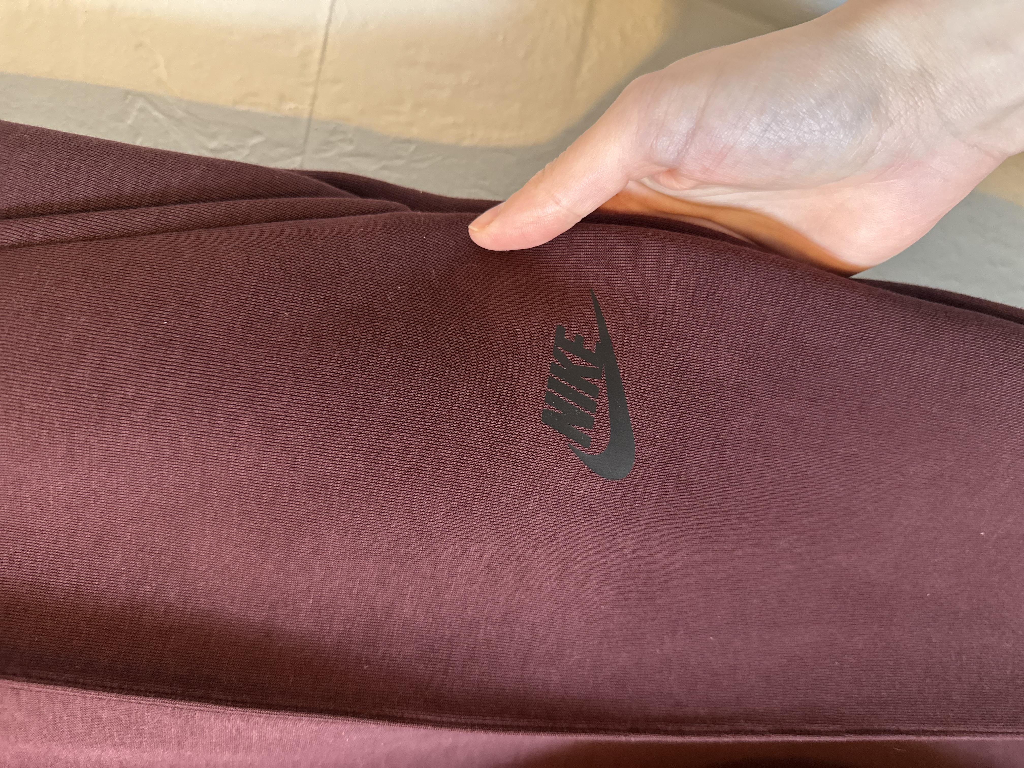 NWT Nike Standard Fit Mid Rise Full Length Jogger thumbnail 5