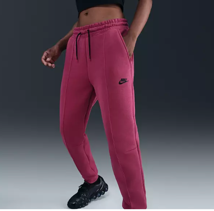 NWT Nike Standard Fit Mid Rise Full Length Jogger