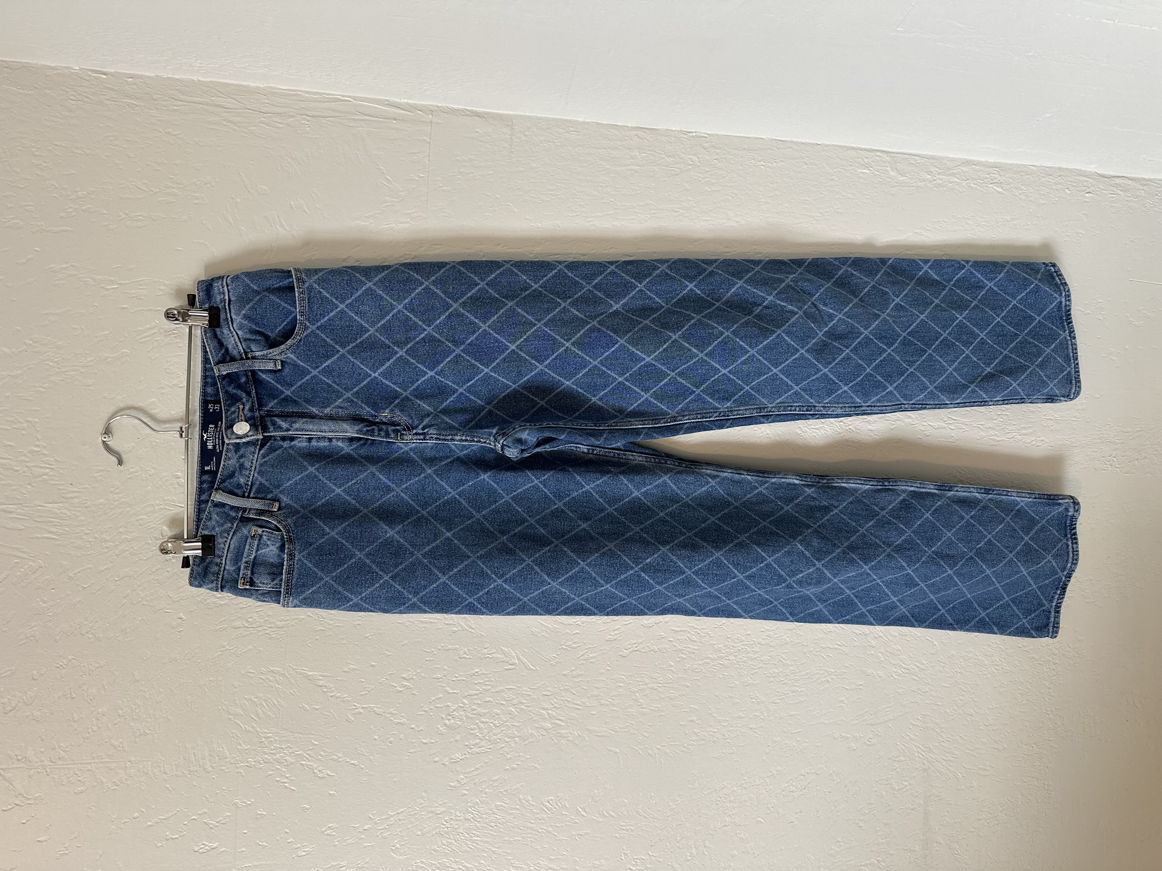Hollister Ultra High Rise Patterned Dad Jeans