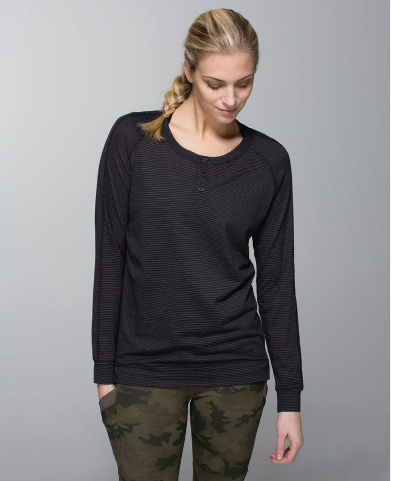 Lululemon Runamuck Long Sleeve Top thumbnail 3