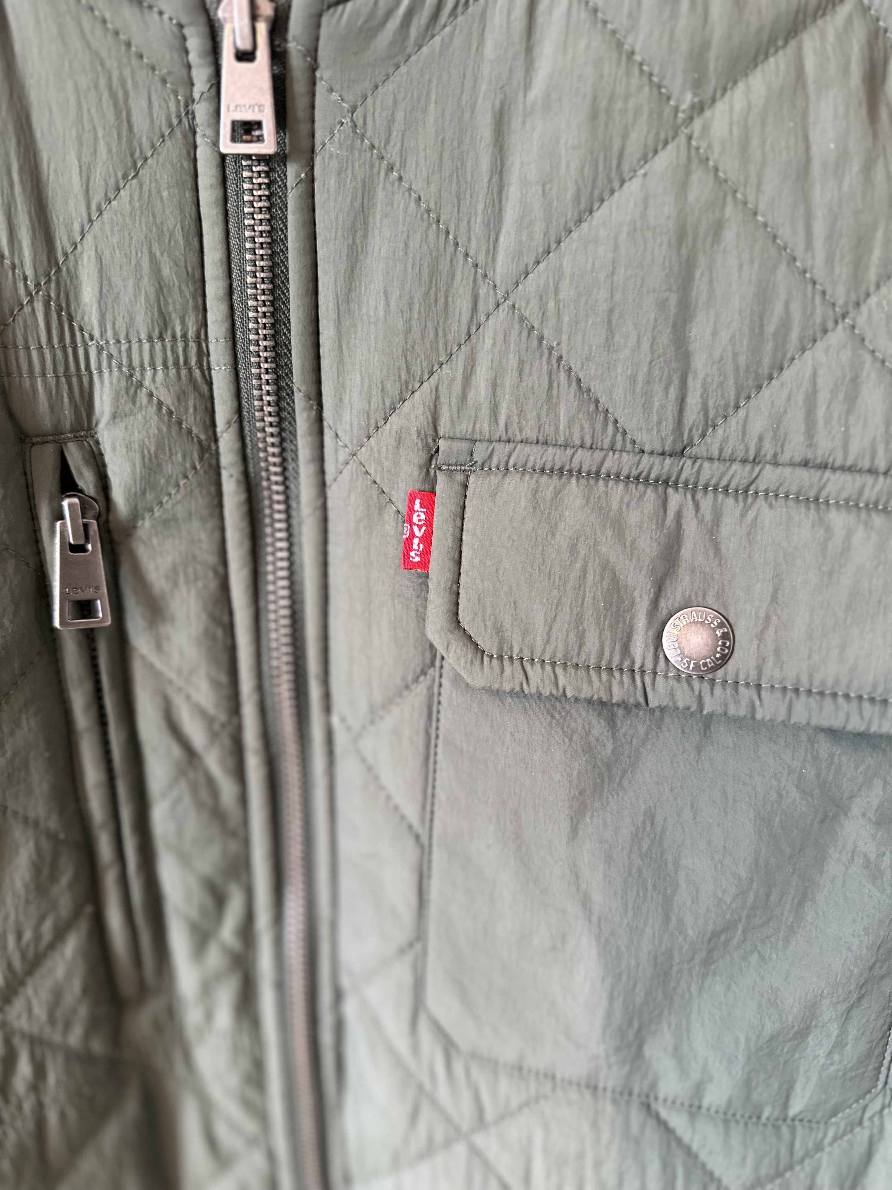 Levi's Quilted Bomber Jacket thumbnail 5