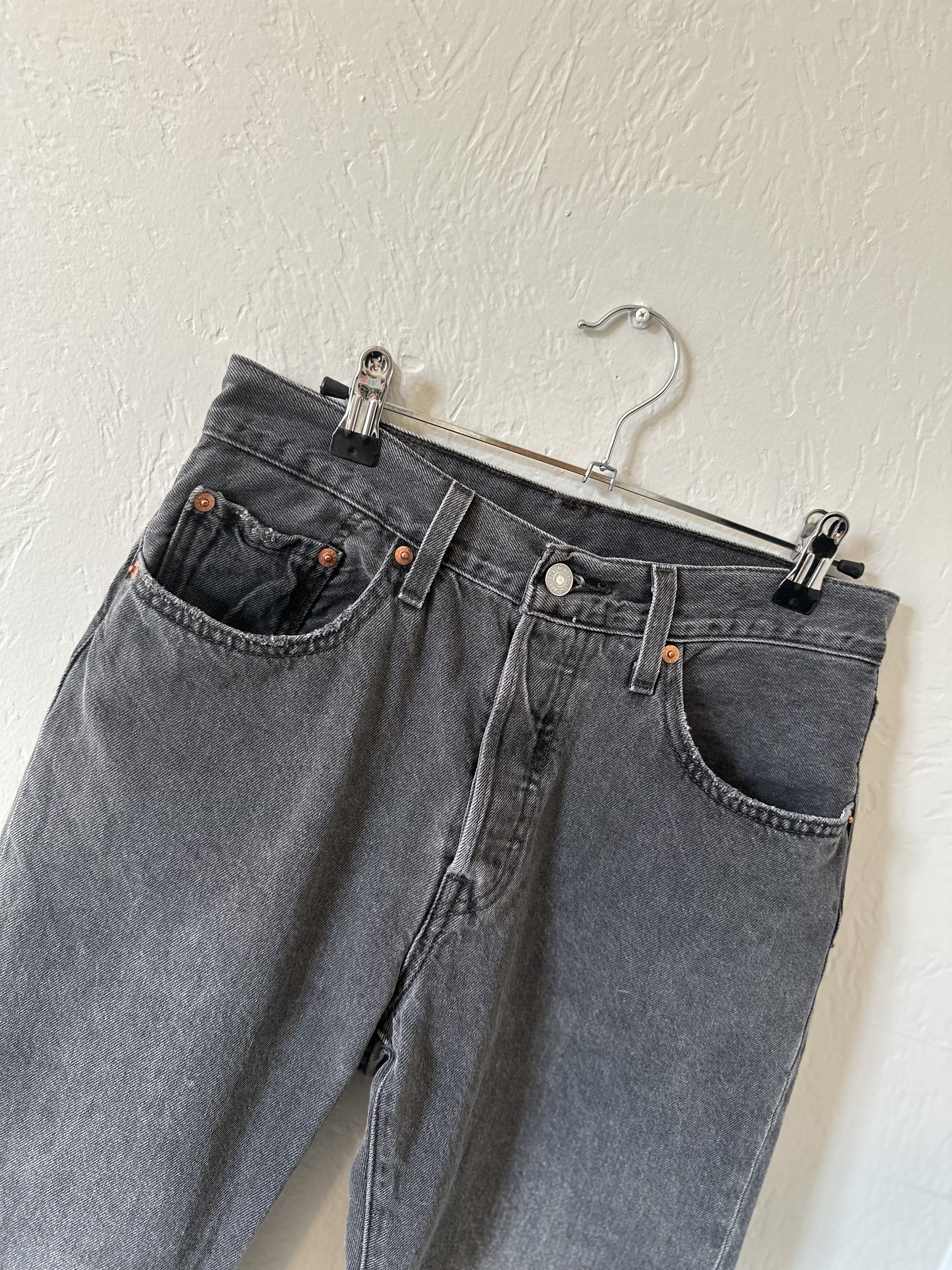 Levi’s 501 Straight Leg High-Rise Jeans thumbnail 9
