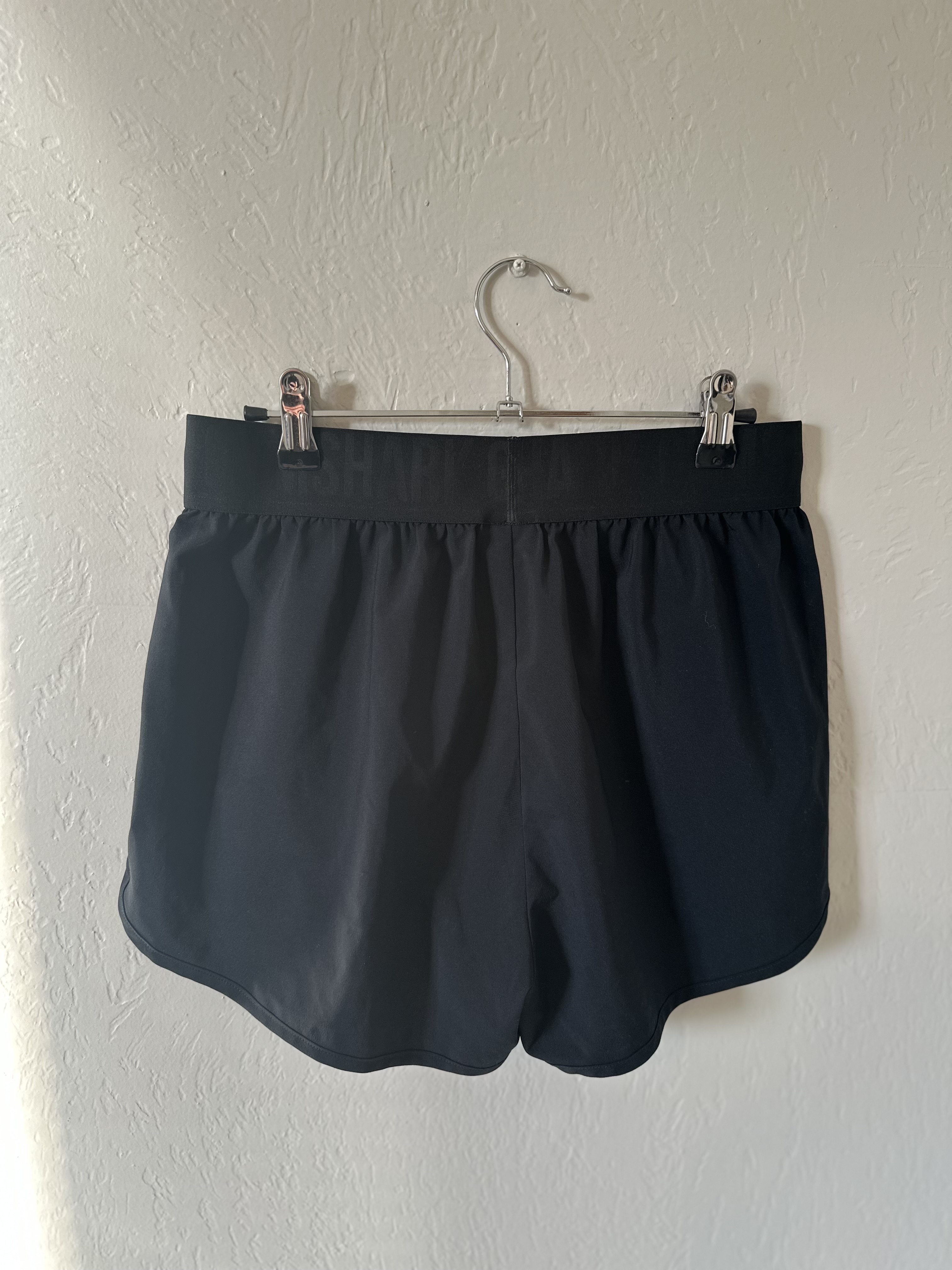 Gymshark Repeat Logo Training Shorts thumbnail 3