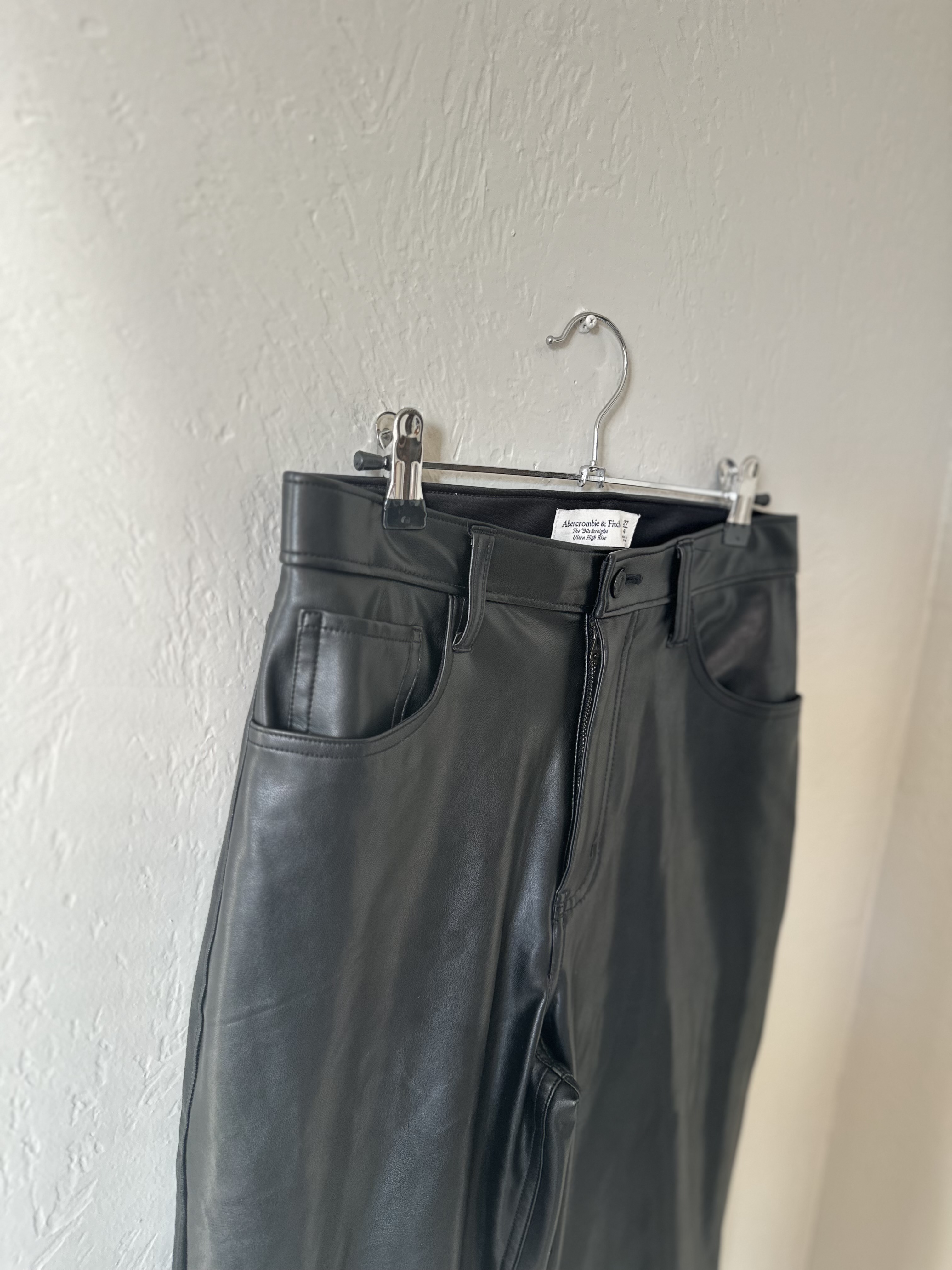 Abercrombie & Fitch “The 90s Straight Ultra High Rise” Leather Pants thumbnail 5