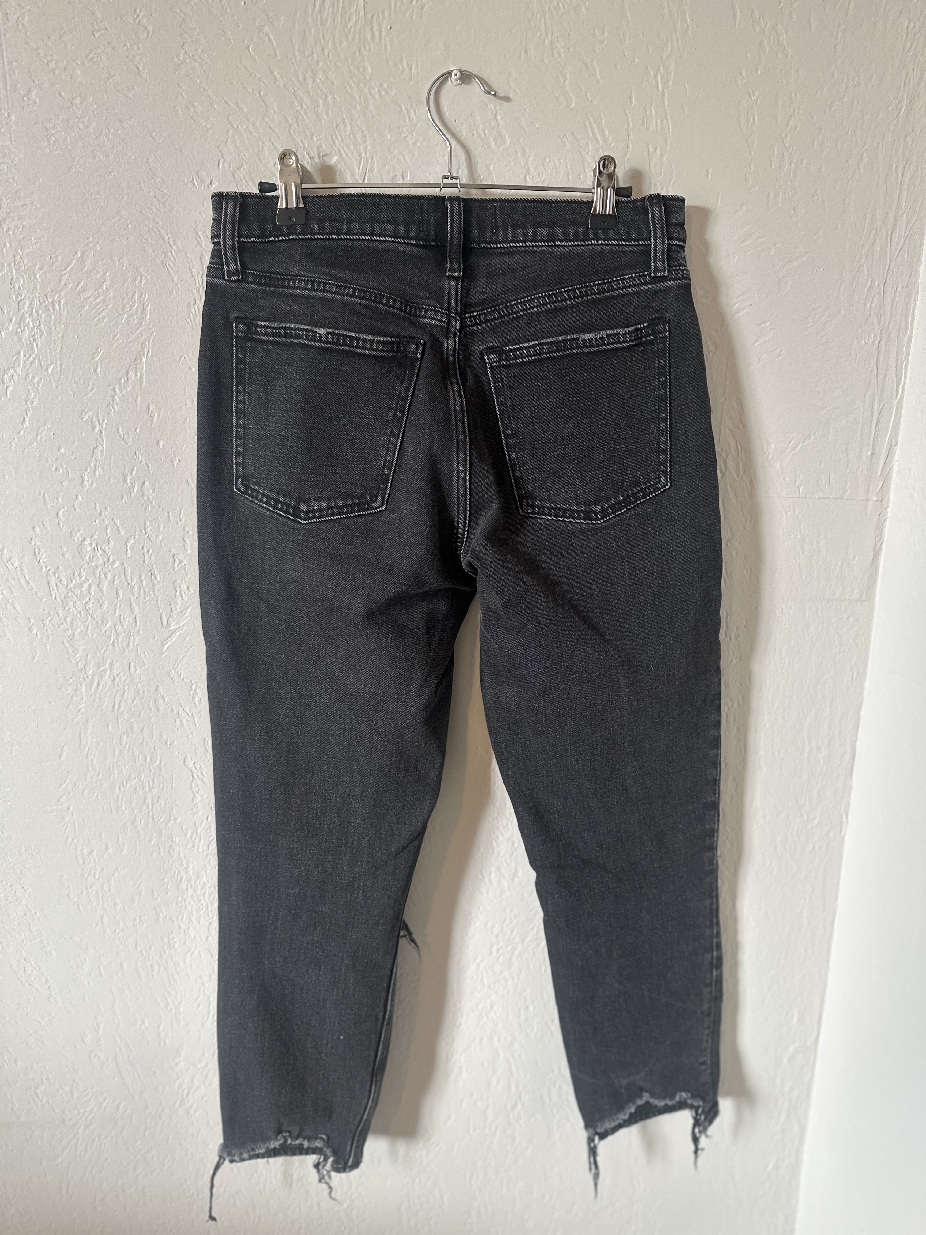 Abercrombie & Fitch "The Mom High Rise" thumbnail 4