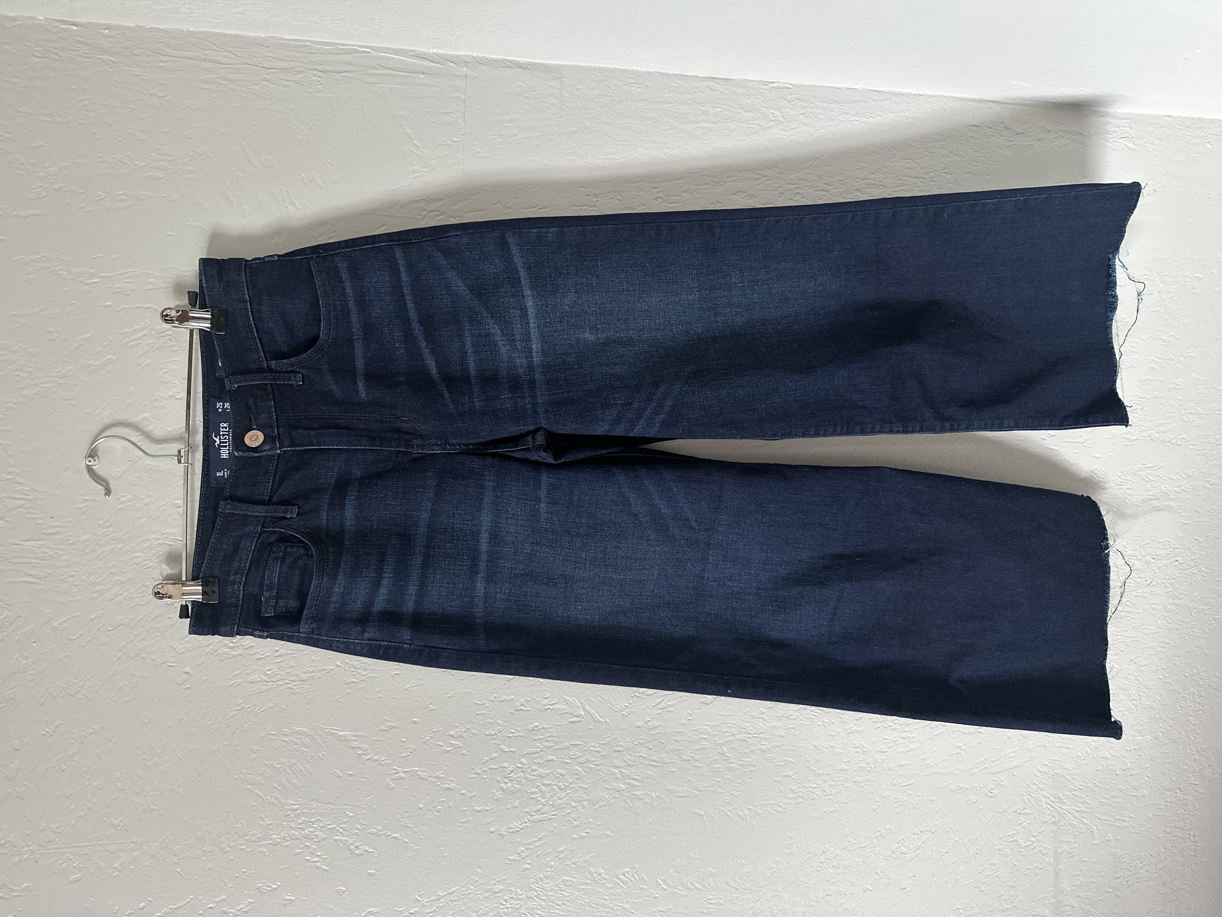 Hollister "High-Rise Culotte" Jeans