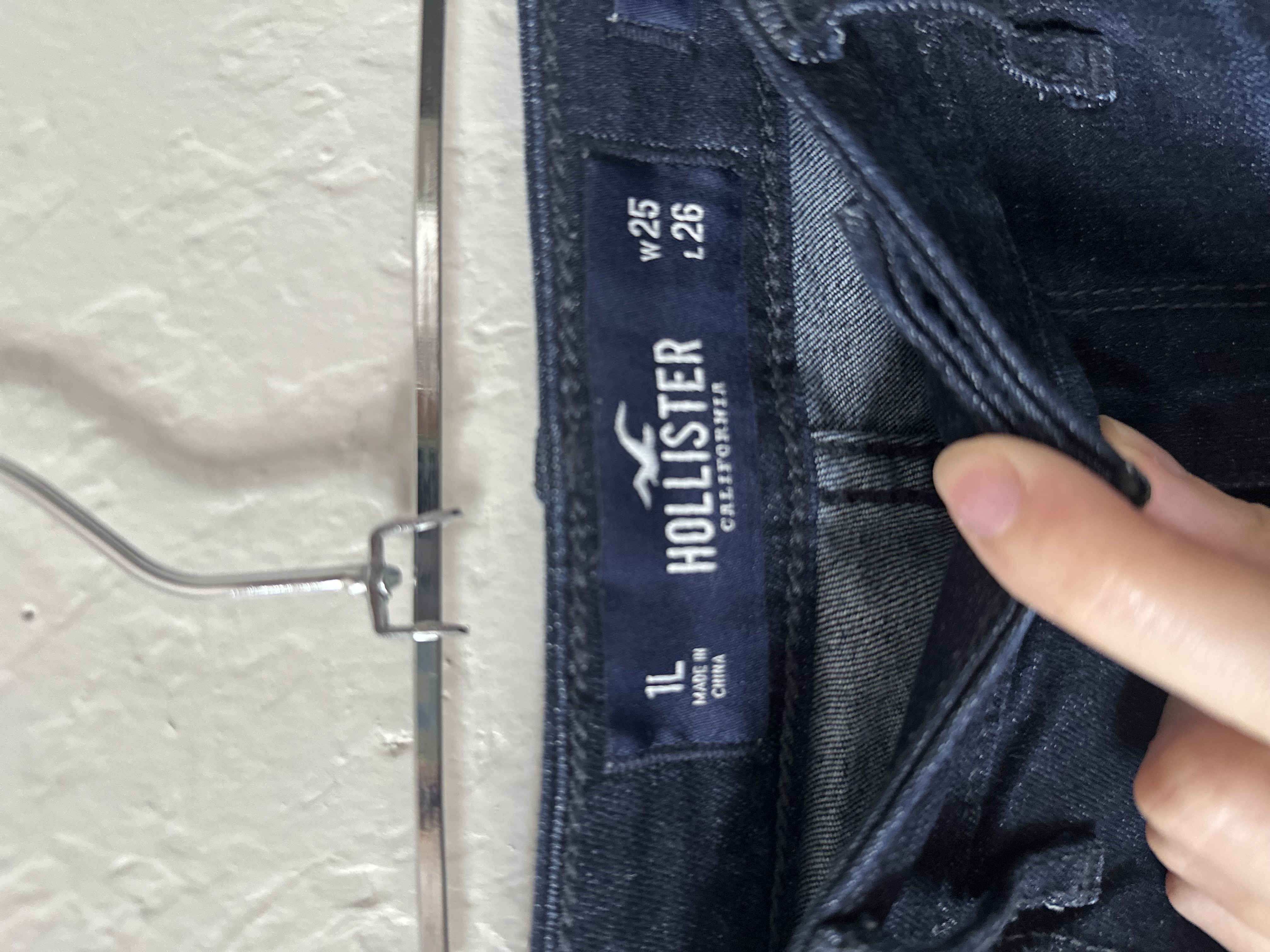 Hollister "High-Rise Culotte" Jeans thumbnail 3