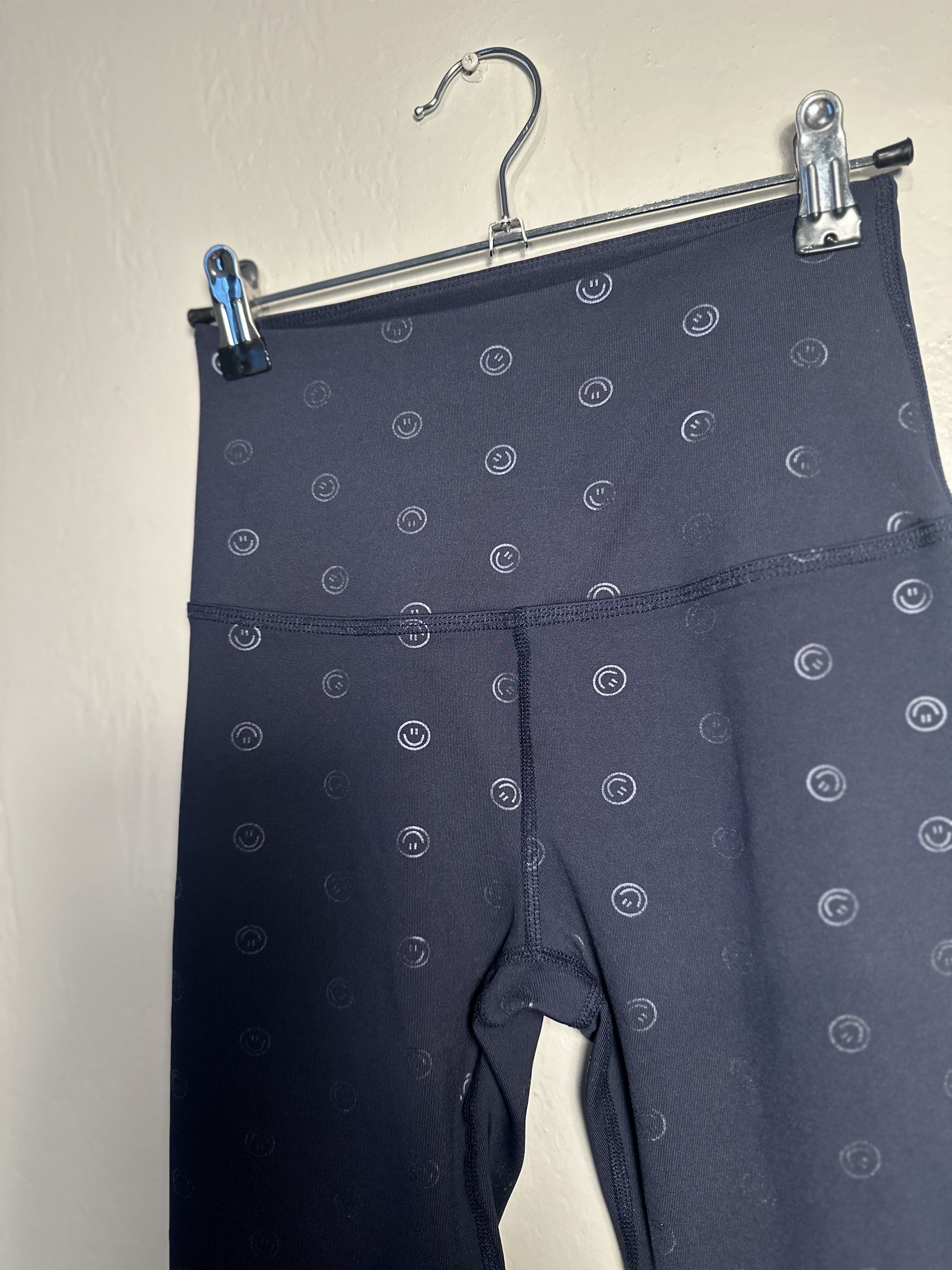 Beyond Yoga Smiley Face Leggings thumbnail 4