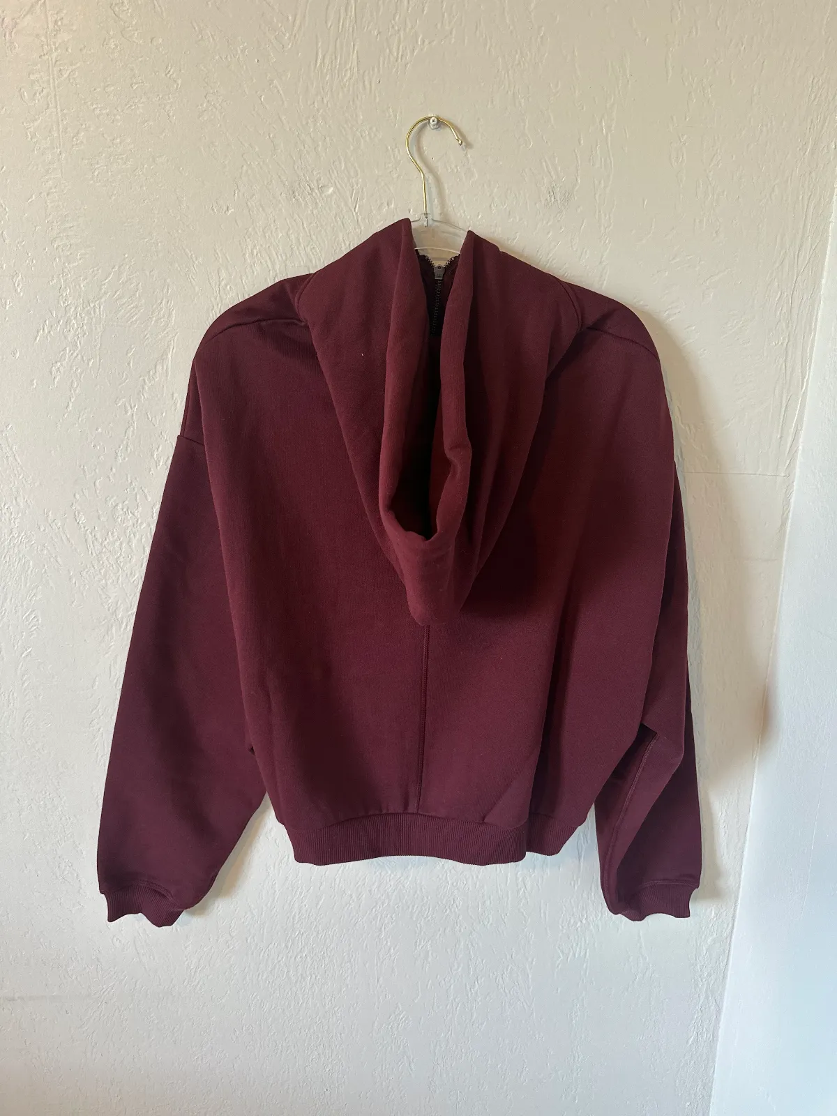 NWT Gymshark Cosy Luxe Zip Through Hoodie in MAROON thumbnail 5