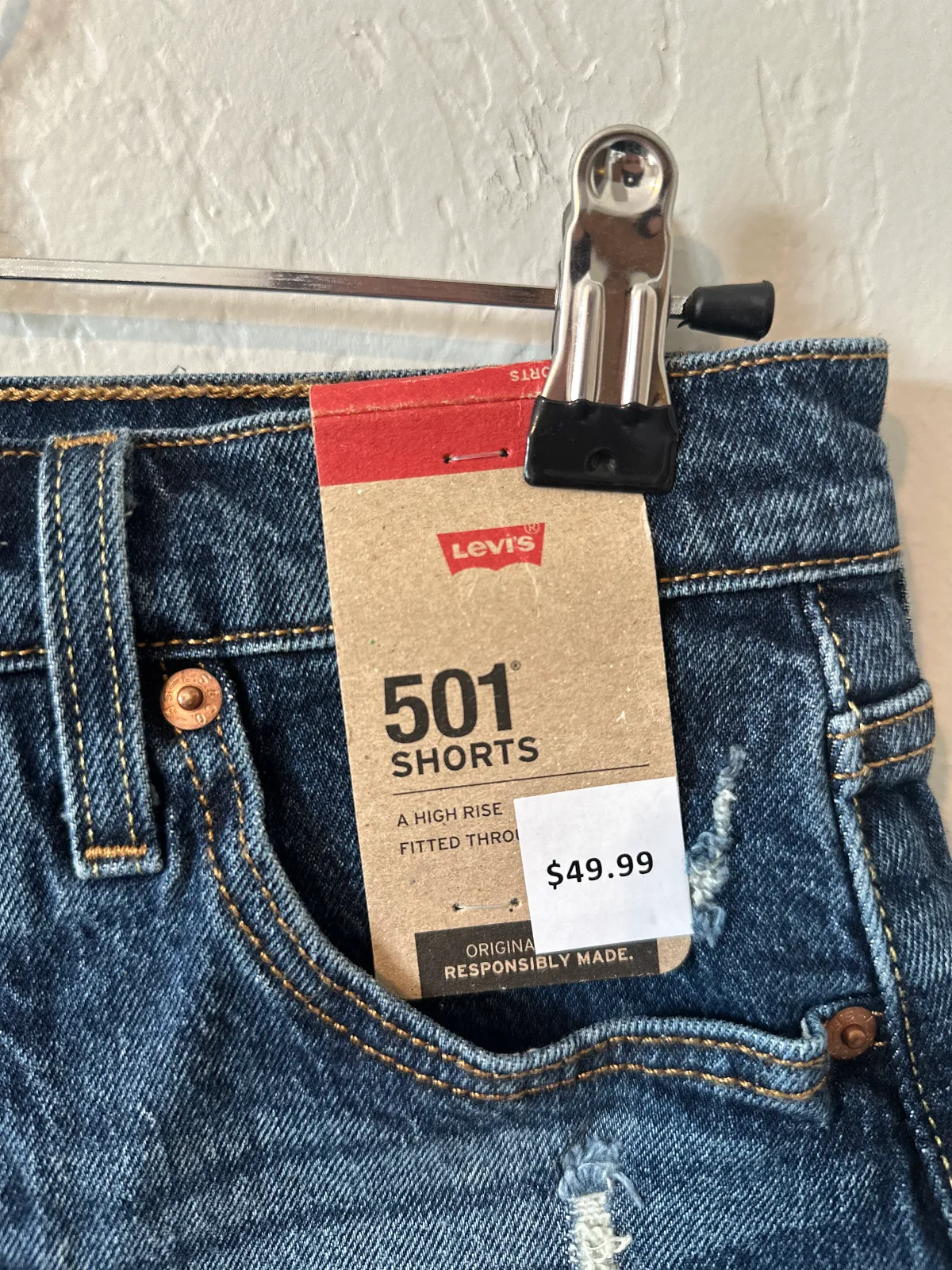 NWT Levi's 501 Shorts  thumbnail 4