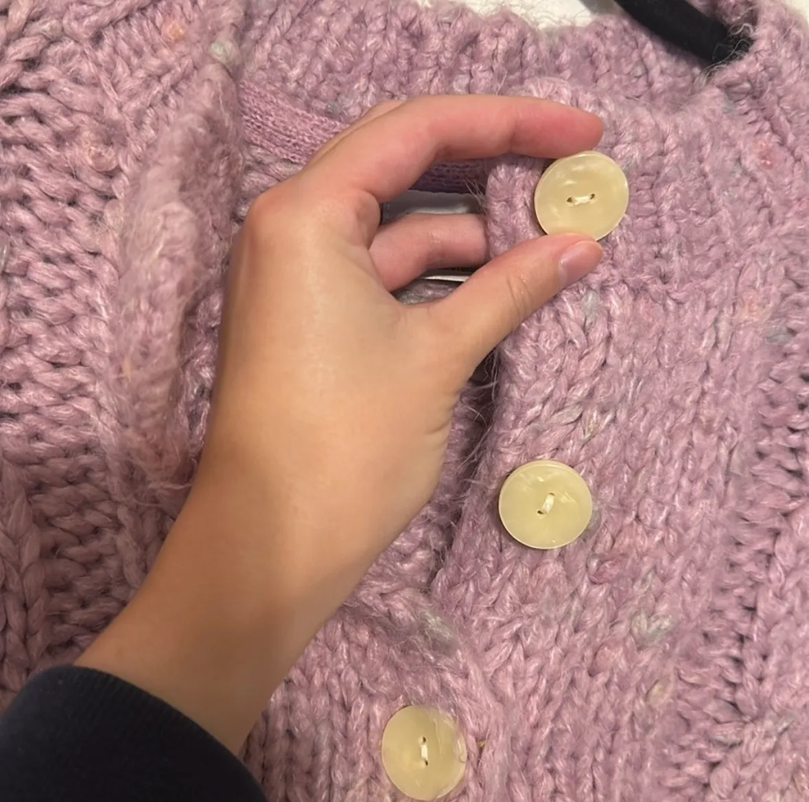 Urban Outfitters Cropped Cardigan  thumbnail 6