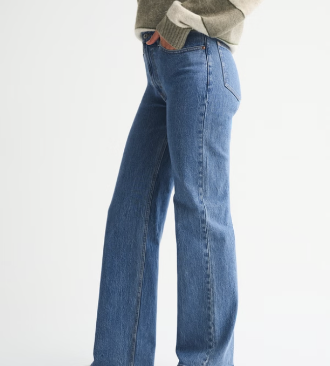 NWT Abercrombie & Fitch High Rise 90s Relaxed Jean thumbnail 2