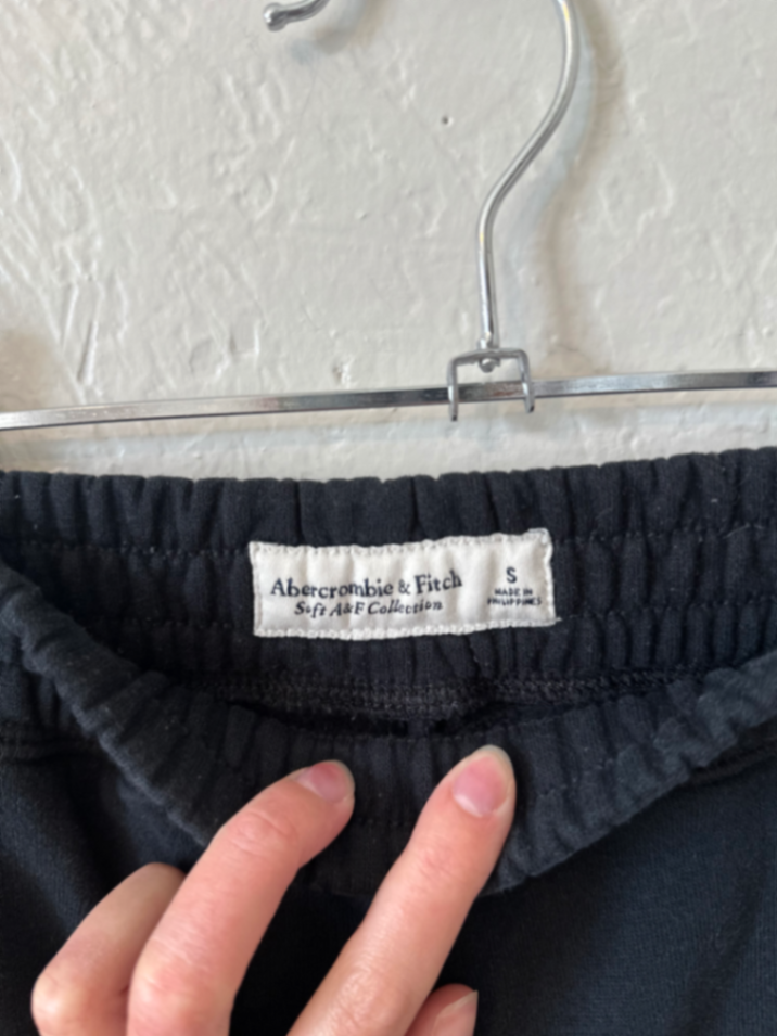 Abercrombie & Fitch Joggers  thumbnail 5