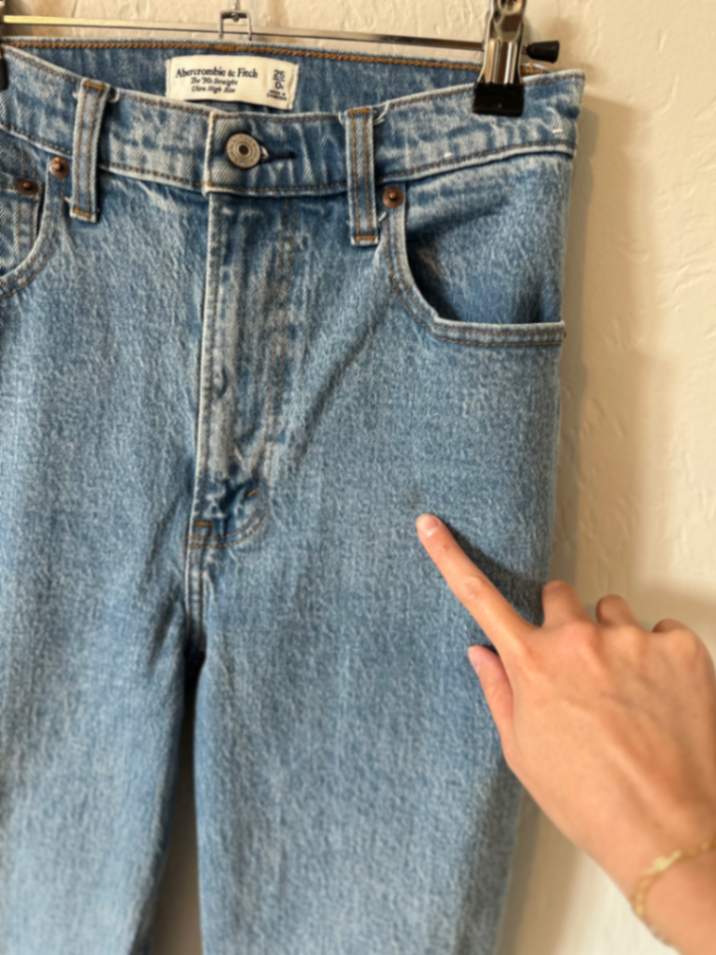 Abercrombie & Fitch "The 90s Straight Ultra High Rise" Jeans  thumbnail 4