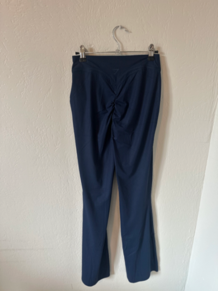 NWT Gymshark Ribbed Flare Leggings thumbnail 4