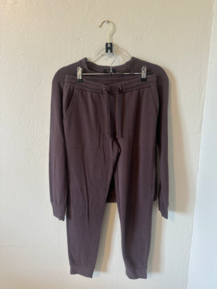 Quince SuperSoft Fleece Joggers and Crew Matching Set thumbnail 4