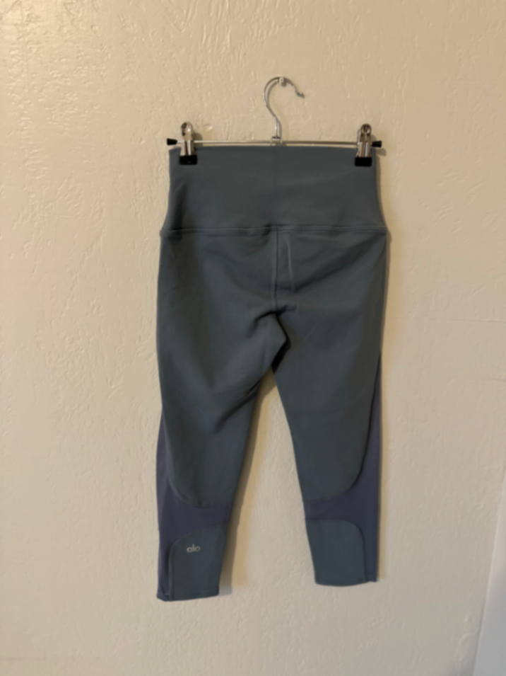 Alo Yoga Coast Stirrup Legging thumbnail 4